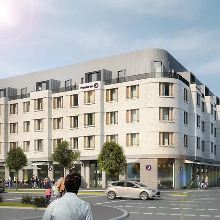 Otel Premier Altstadt 3*